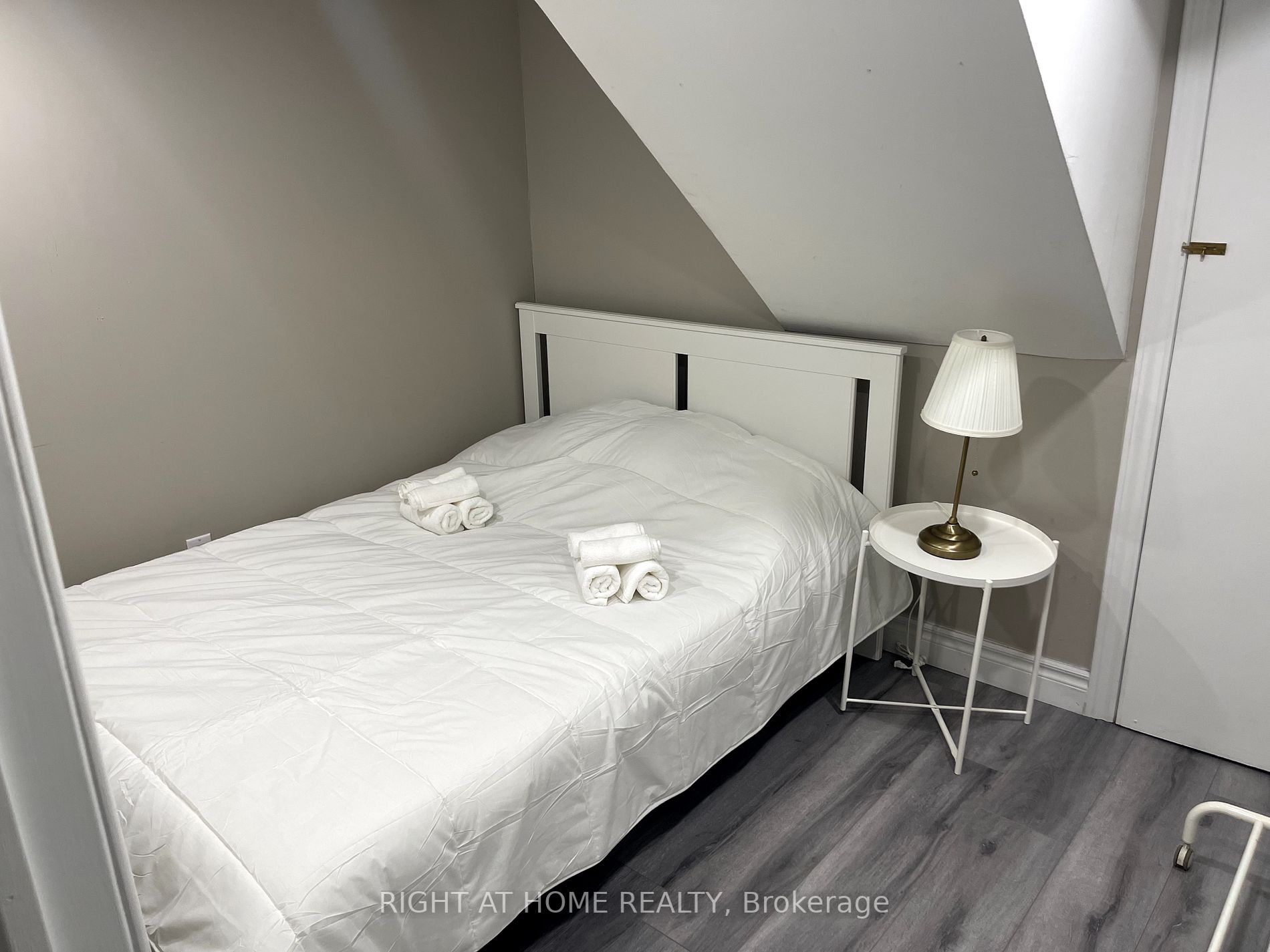 12 Foxley St Basemen