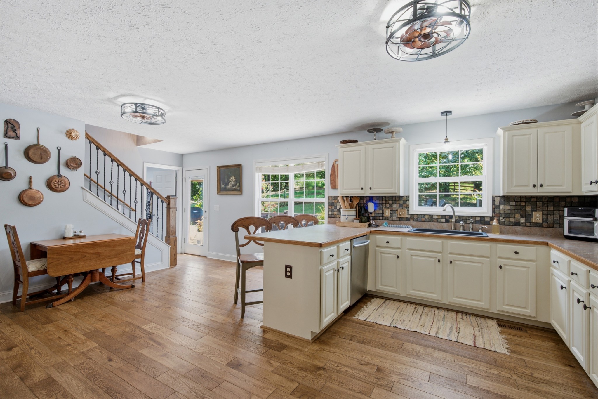 198 Wilkinson Rd