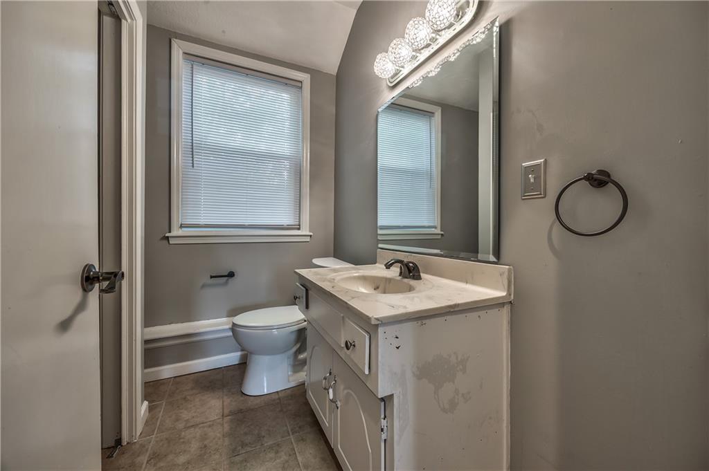 529 SW Windmill Lane