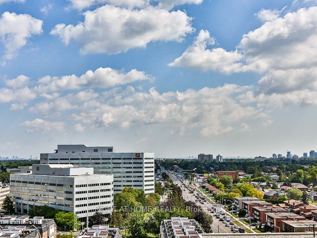 800 W Lawrence Avenue West Ave 1324