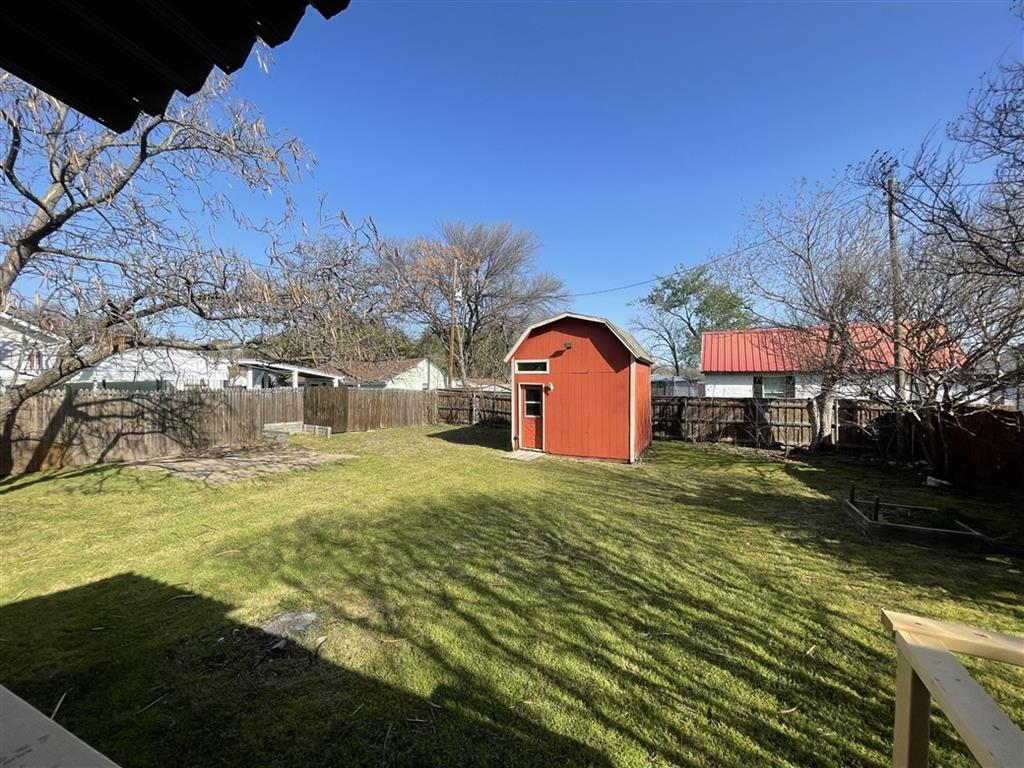 4812 Blackstone Drive