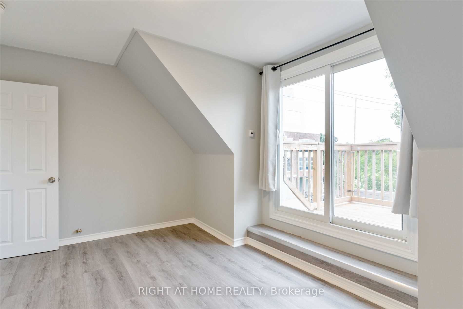 859 Gladstone Ave Unit A