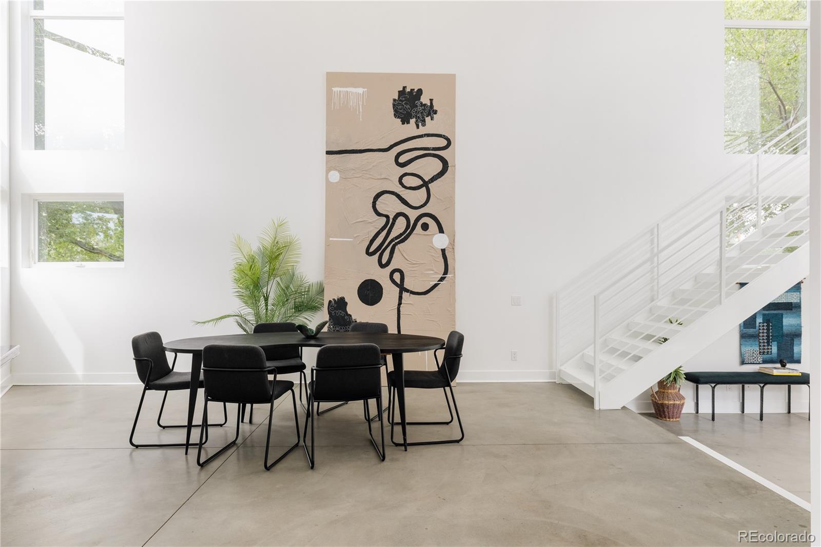 5916 S Sycamore Street