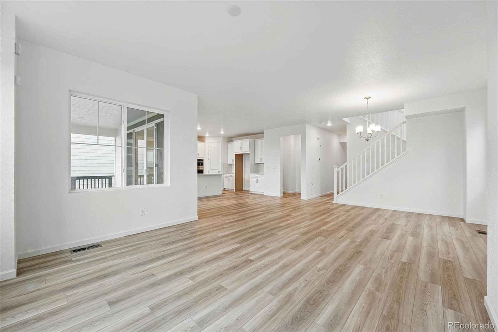 8840 Whiteclover Street