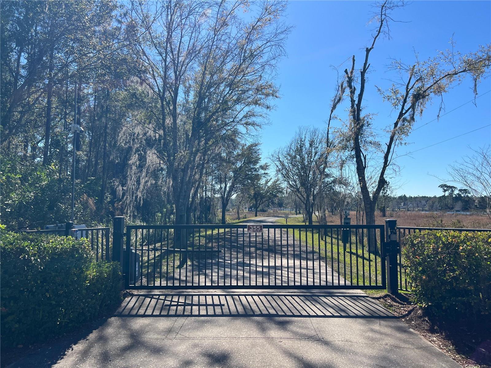 965 Pine Hill Boulevard