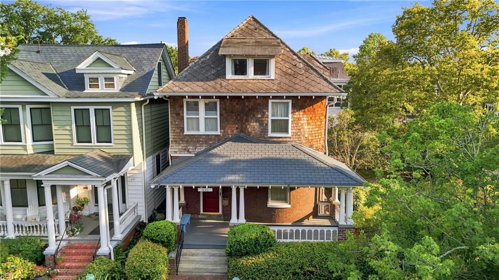 535 Hampton Place