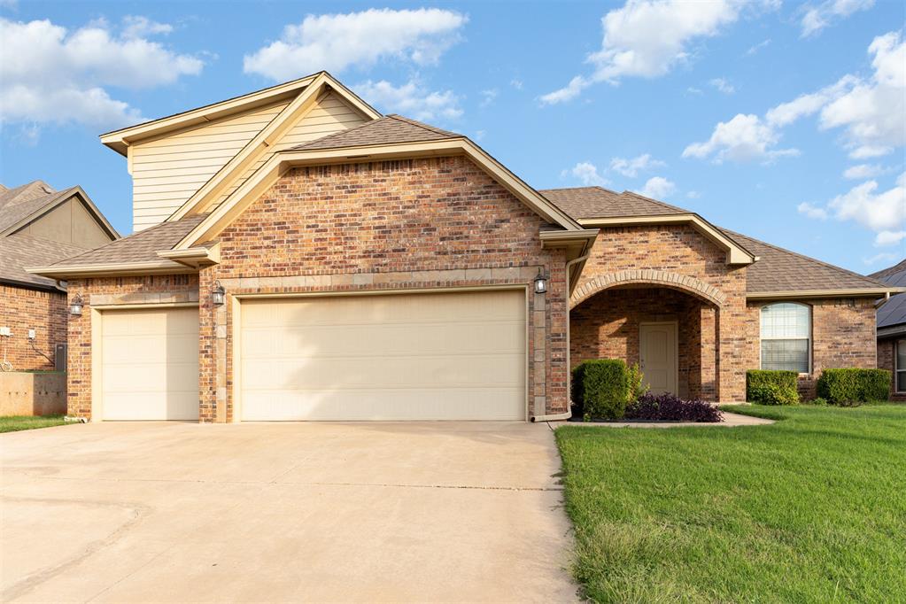 Welcome to this beautiful, move-in ready 4-bedroom, 3-bathroom home with a 3-car garage, located in the desirable community of Kingsbury Ridge.

The spacious kitchen features sleek granite countertops and stainless steel appliances and opens seamlessly to the living area, which is centered around a cozy gas fireplace. The primary bedroom is a true retreat, boasting vaulted ceilings and a private ensuite with a garden tub and separate shower.

Step outside to a fully fenced-in backyard, perfect for entertaining or simply unwinding after a long day.

Enjoy a highly convenient location near Highway 74 (Hefner Parkway) and the Kilpatrick Turnpike, making commuting a breeze. You'll be minutes from a variety of restaurants, grocery stores, and shopping areas, as well as Mercy Hospital and the Heart Hospital. The elementary and middle schools are also conveniently located just outside the neighborhood.

This home is a must-see! Schedule your showing today!