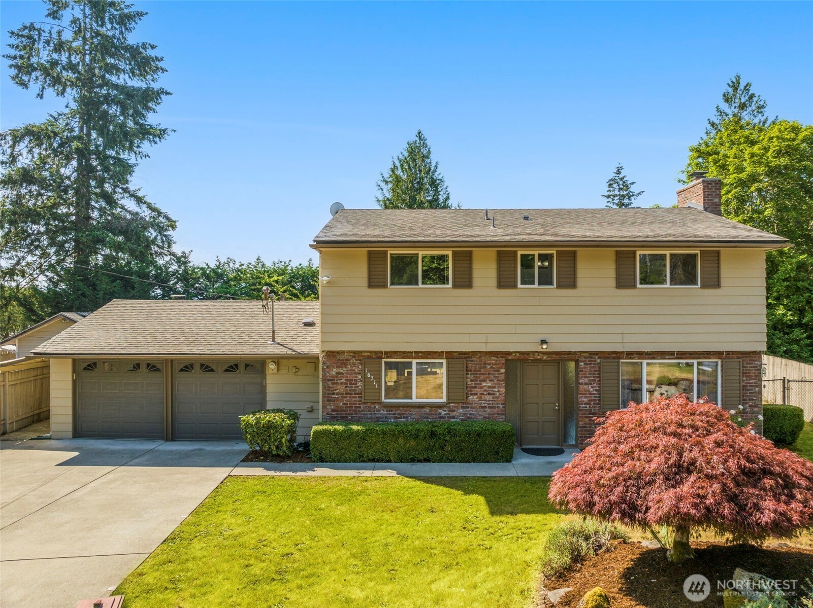 Bellevue - 16711 NE 6th Place