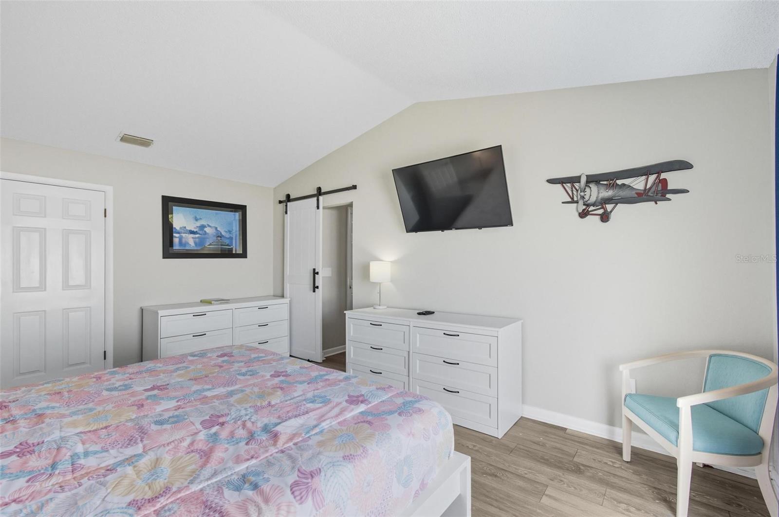 53 Cochise Court