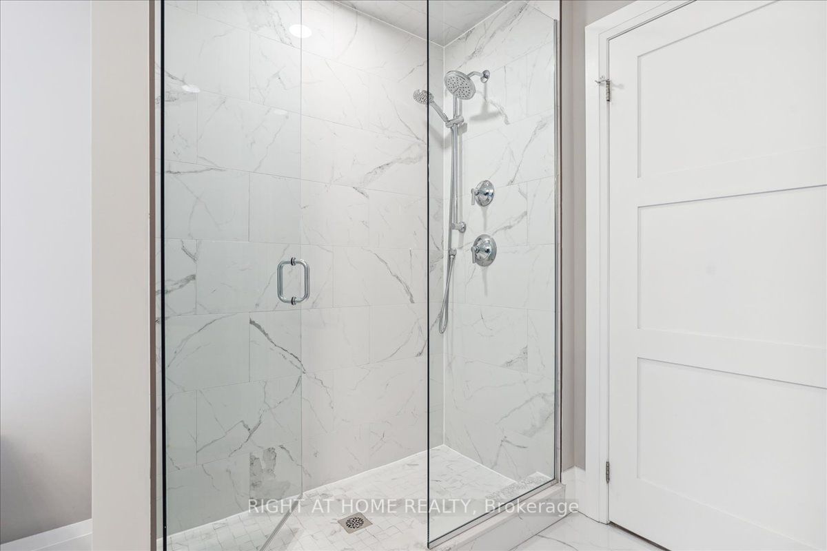 73 S Arthur St 101
