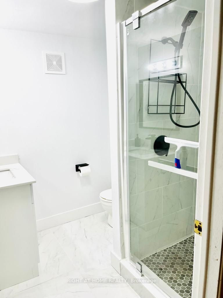 17 Swanston Cres