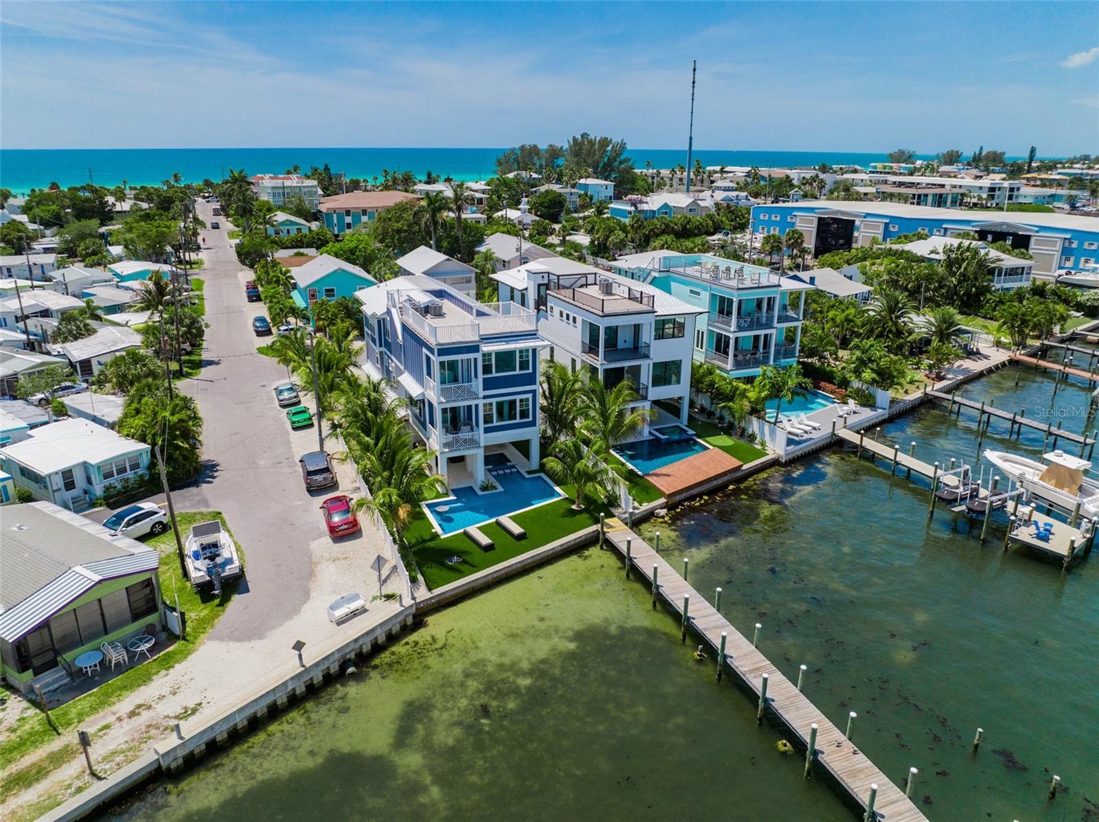 201 Bay Drive N
