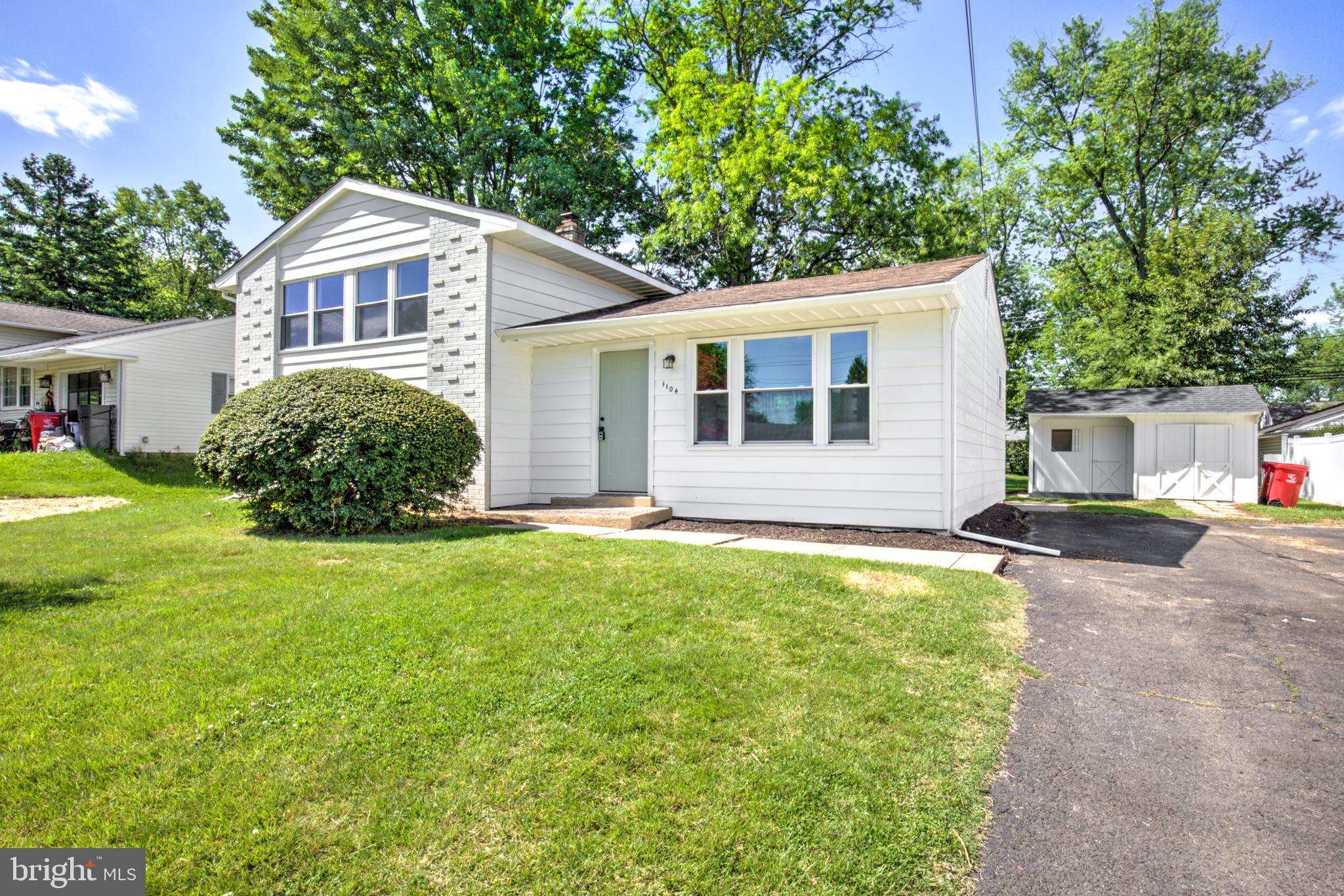 1104 Fitch Place
