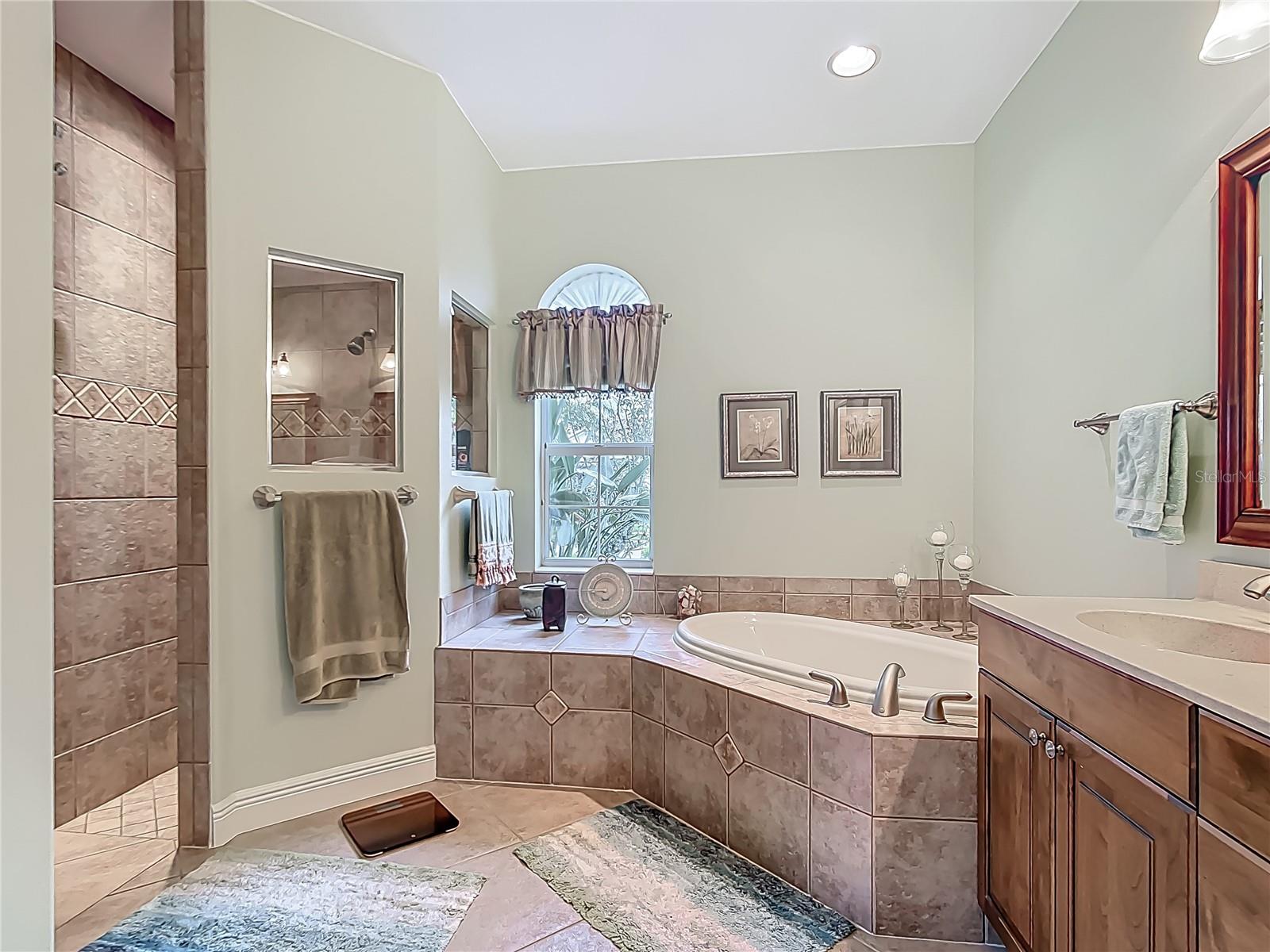 5433 White Ibis Drive