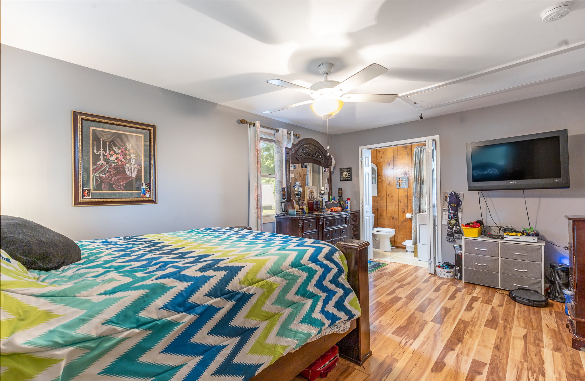 1803 Atlas St