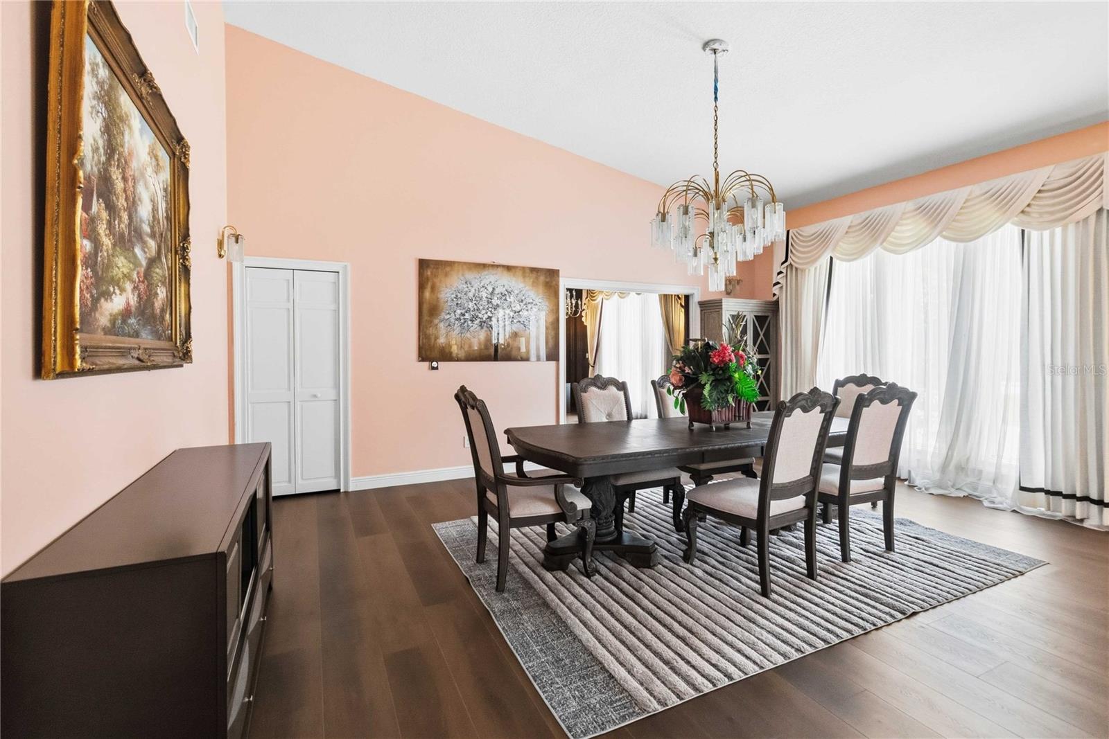 593 Dunmar Circle