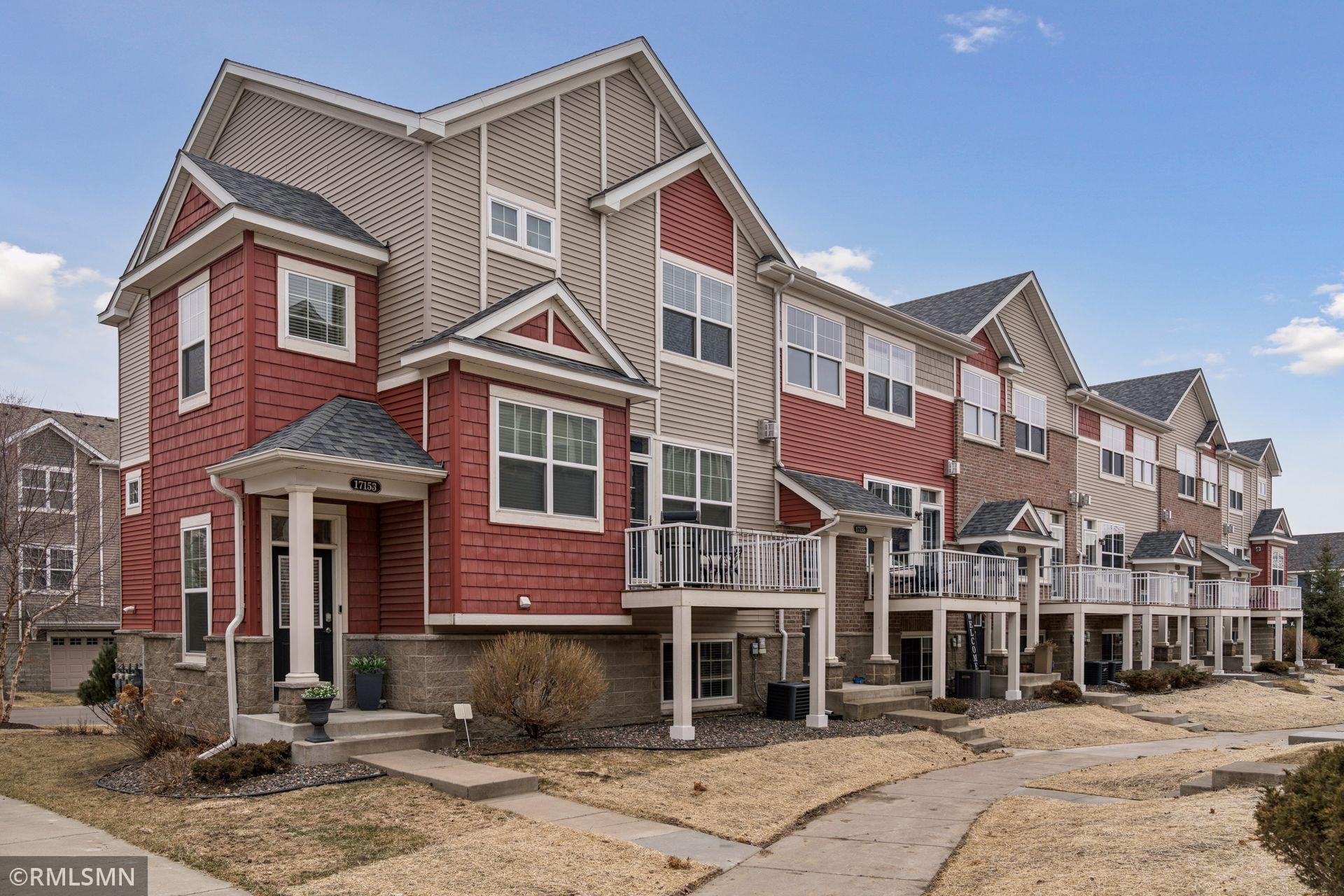 17153 72nd Avenue N 2806