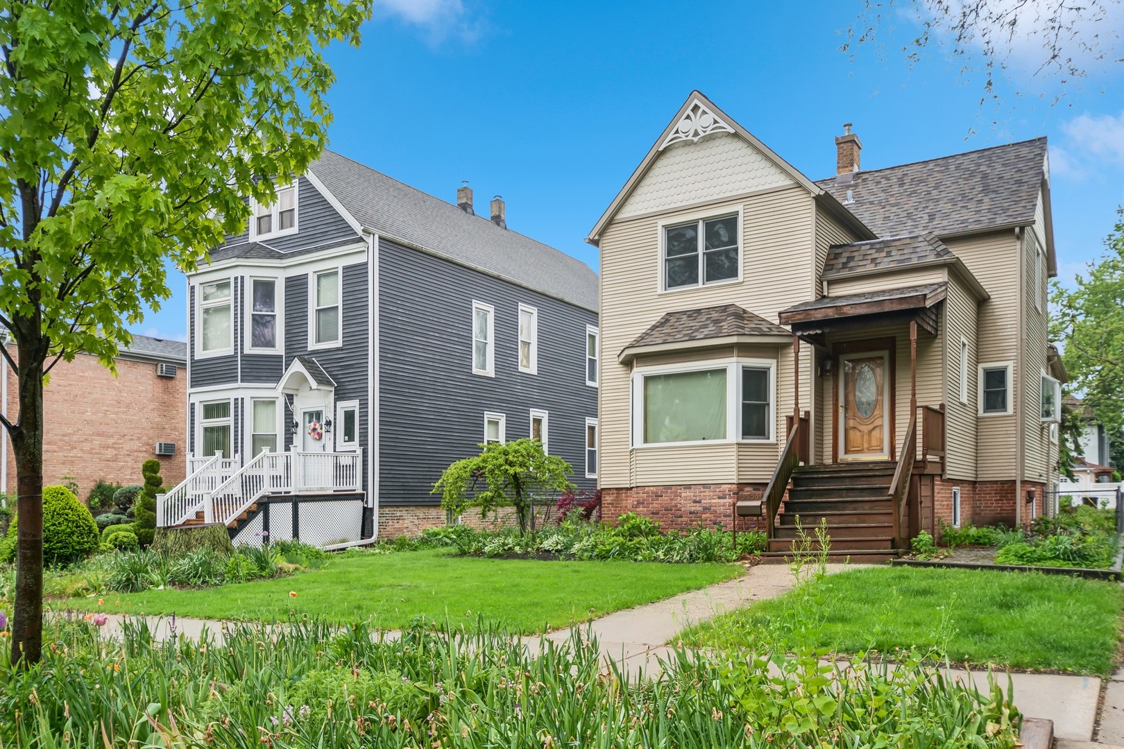 Available for the first time in decades, this charming Victorian home sits on a massive 50' x 150' corner lot at Kenneth & Byron in the heart of Old Irving Park. This property is ideal for contractors, renovators, investors or anyone looking to create their dream home in one of Chicago's most desirable neighborhoods.  Surrounded by perennial gardens, the home features 3 bedrooms, 1.5 baths, and a full walkout basement. While partially renovated over the years, the beautiful staircase remains, a nice addition has been added to the kitchen and as well as a huge 3 car garage. Some areas have been gutted, offering a blank canvas for customization. The home is livable as-is, with cosmetic updates (paint, trim, flooring) still needed.  Fantastic Belding School District. Steps to Grayland Metra, Blue Line, 90/94, Target, Aldi, Jewel & more.  This huge lot offers endless possibilities: build up, build out, or start fresh with a new construction project. Estate Sale - Sold As-Is.