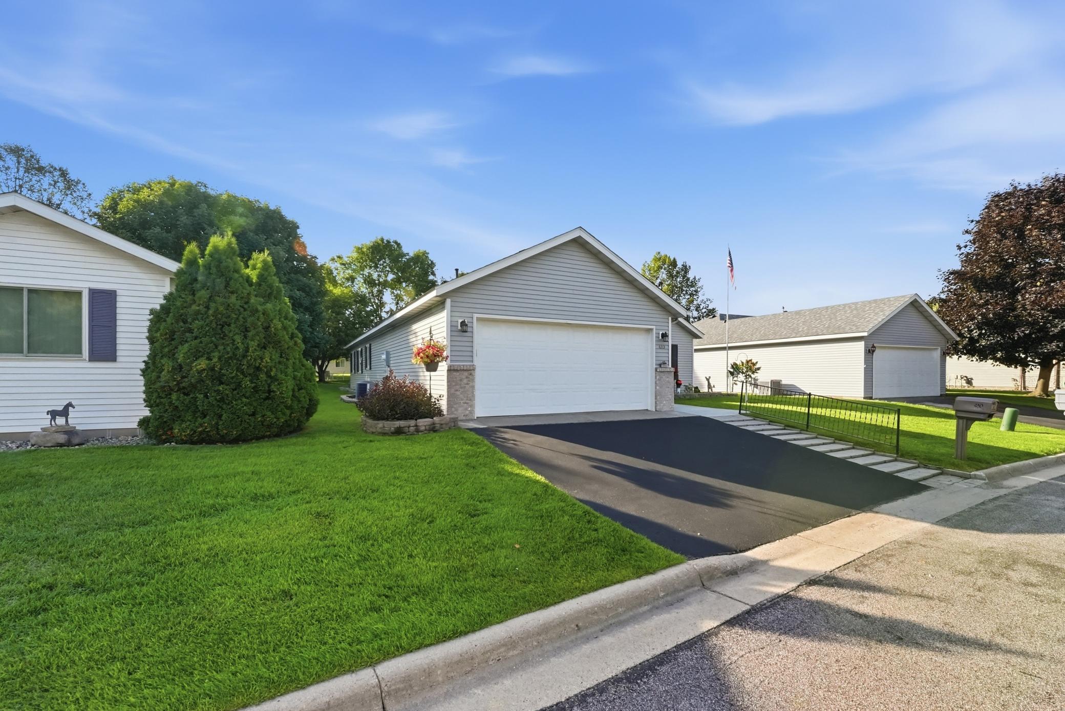 410 Fieldcrest Lane