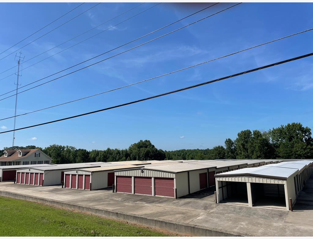 985 Veteran's Parkway
