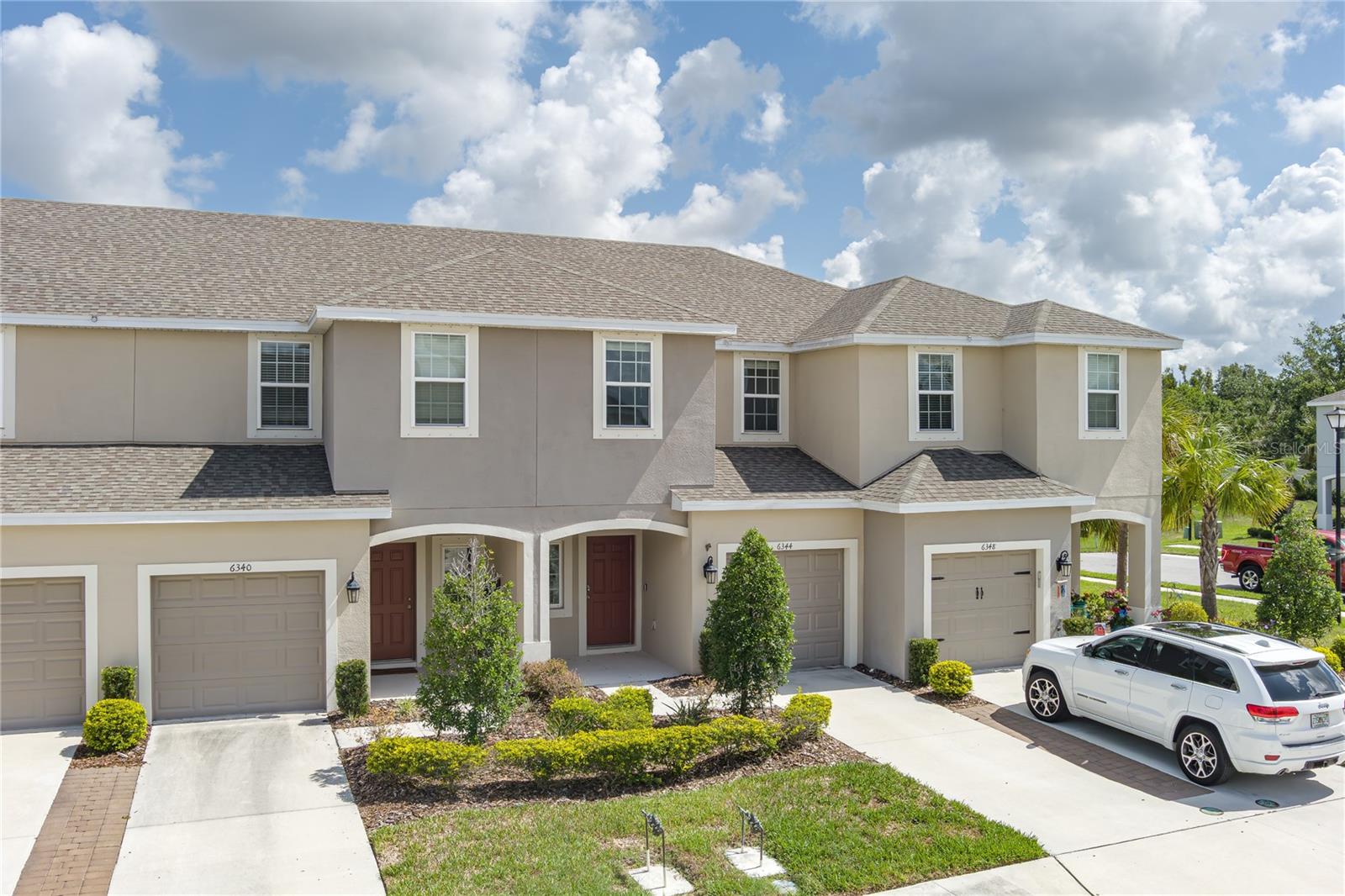 6344 Willowside Street