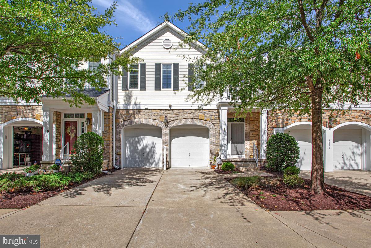 8833 Shining Oceans Way 41
