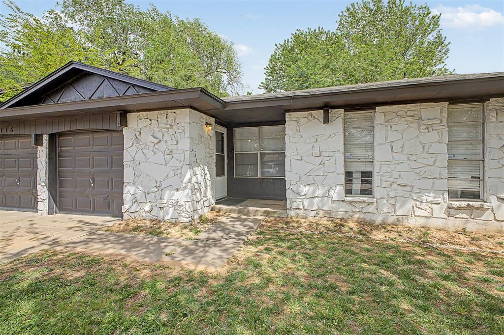 Welcome to this beautifully refreshed 3-bedroom, 1.5-bathroom gem in the heart of Midwest City! This move-in-ready home boasts a bright and inviting interior featuring fresh paint and brand-new carpet throughout. The functional layout includes a spacious living area and a well-appointed kitchen designed for everyday living. Beyond the home itself, you'll love the prime location, offering quick access to local parks, shopping, and dining, with a short commute to Tinker Air Force Base and major medical centers. Complete with an attached 2-car garage, this property offers the perfect blend of comfort and convenience at an affordable price point. Schedule your showing today!