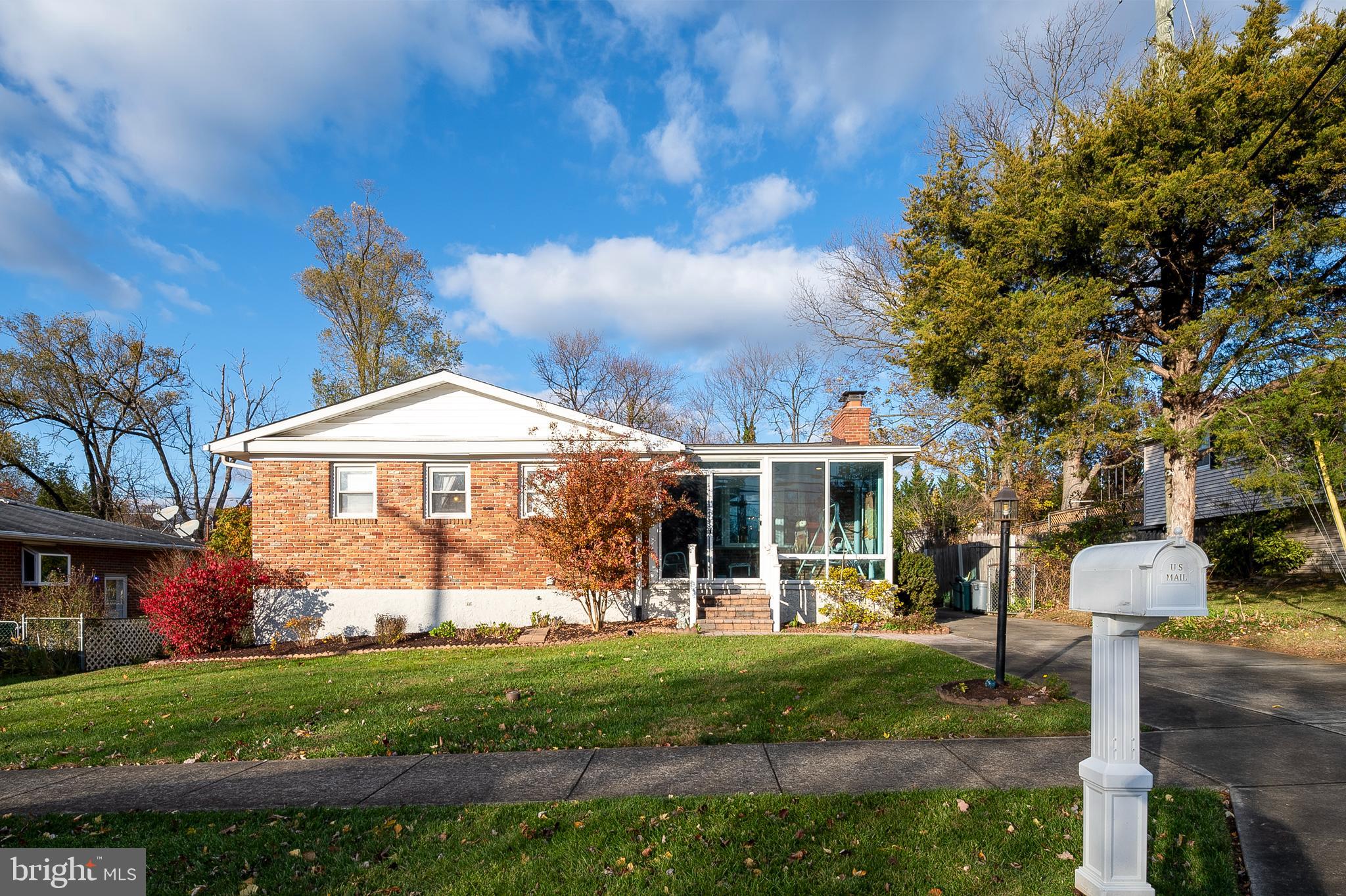 2305 Rockwell Avenue