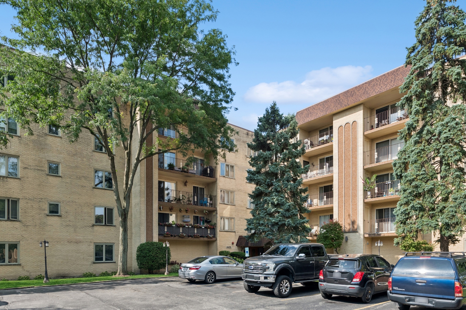 Welcome to this beautifully maintained 1-bedroom, 1-bathroom condo comes fully furnished located in the highly sought-after Ridgemoor Estates neighborhood. This unit offers a quiet, community-oriented atmosphere perfect for those seeking comfort, stability, and pride of ownership.  Step inside to find a bright and inviting living space, complete with a private balcony - ideal for morning coffee or evening relaxation. The layout flows seamlessly from the living area to the kitchen, creating a functional and cozy environment.  Whether you're a first-time homebuyer, downsizing, or looking for a peaceful retreat, this condo combines convenience, charm, and a prime location.  Don't miss your chance to live in one of the area's most well-kept and owner-invested communities!