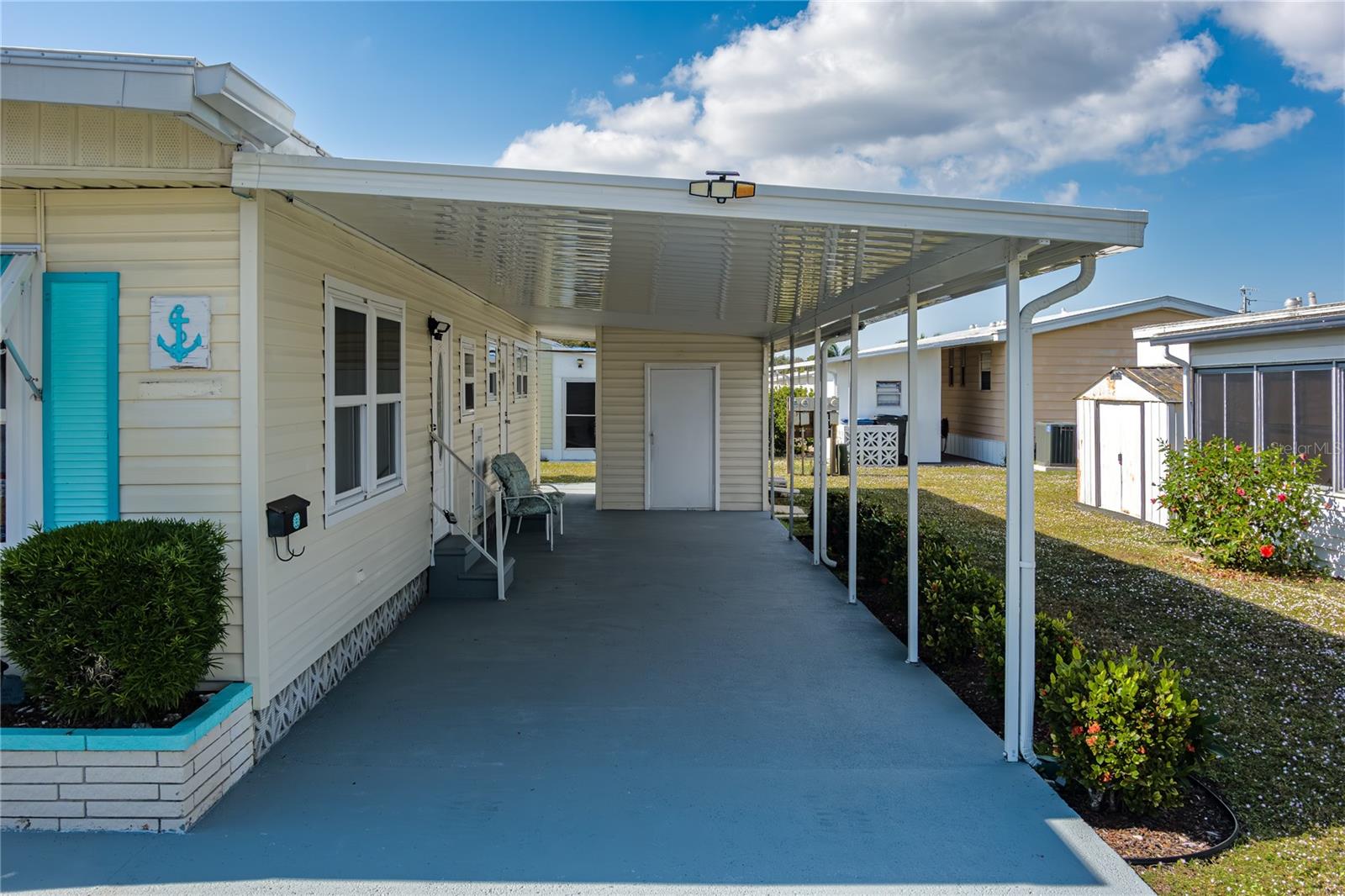 1003 45th Avenue Drive E