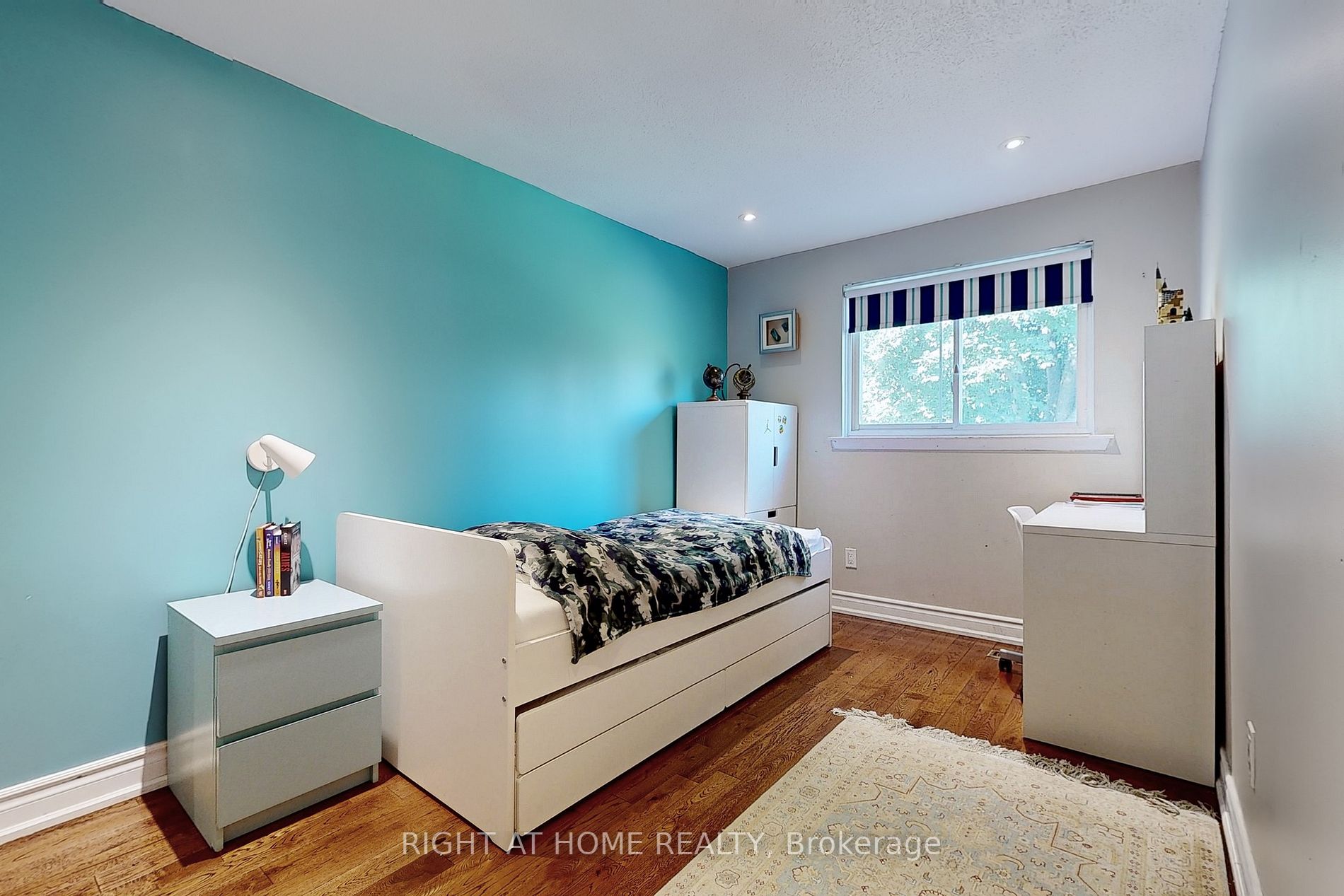12 Plaisance Rd