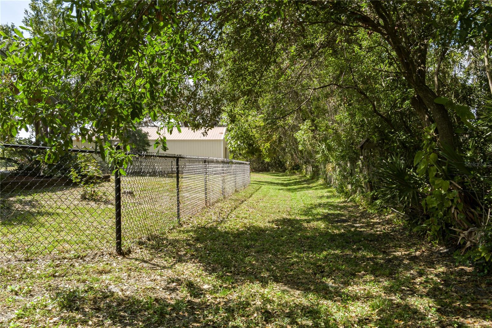 5403 Red Rooster Road