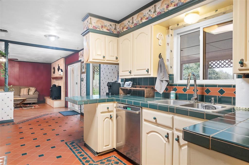 4916 County Road 707
