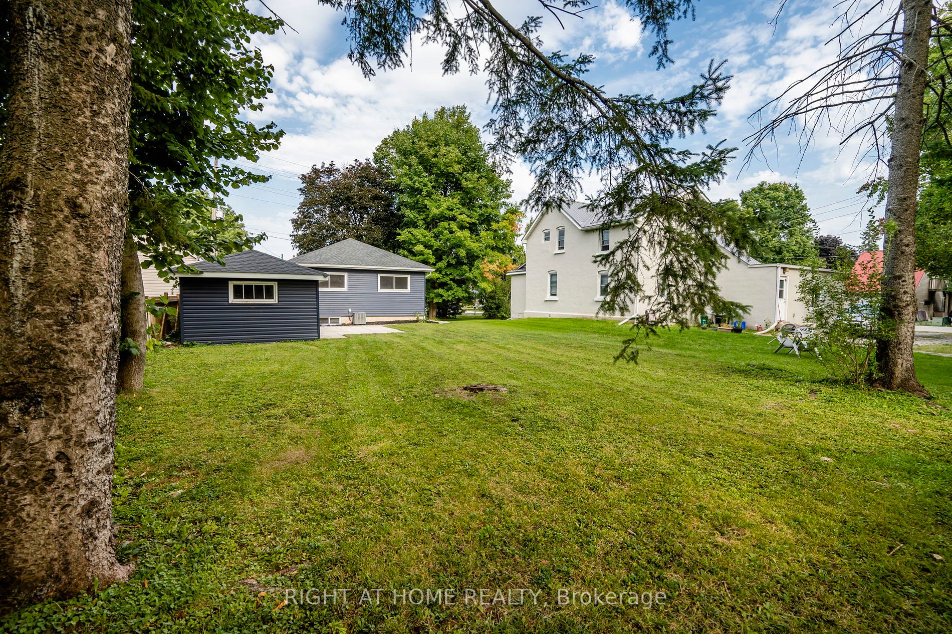 43 S Westmount Dr