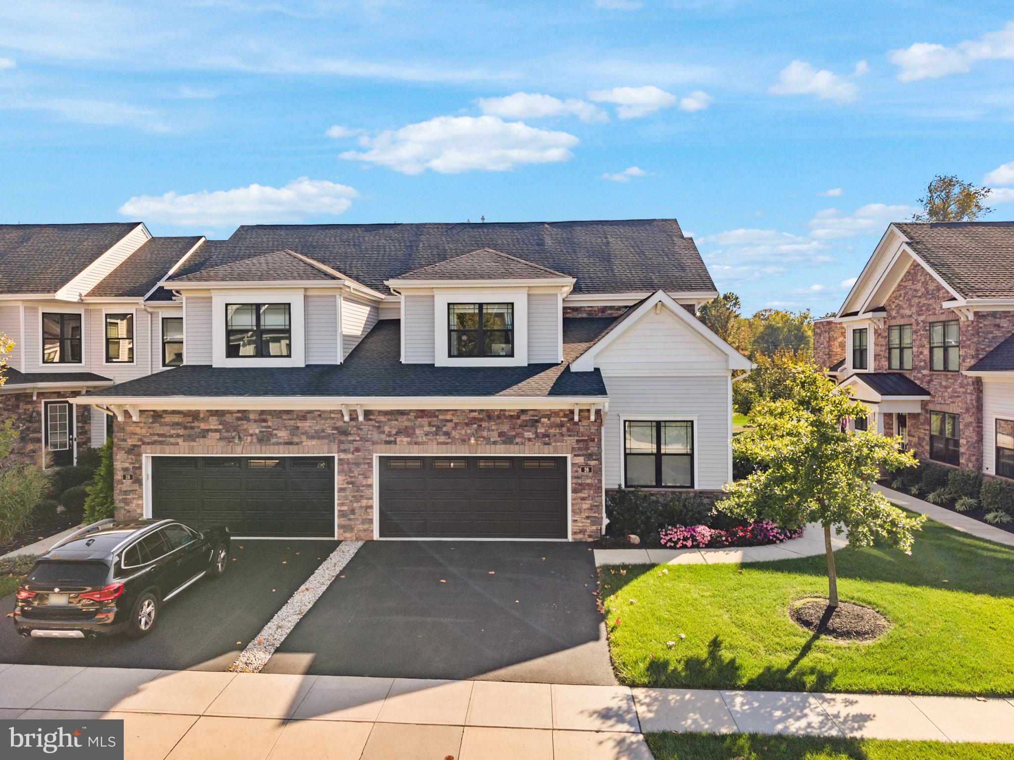 26 Dogleg Ln  