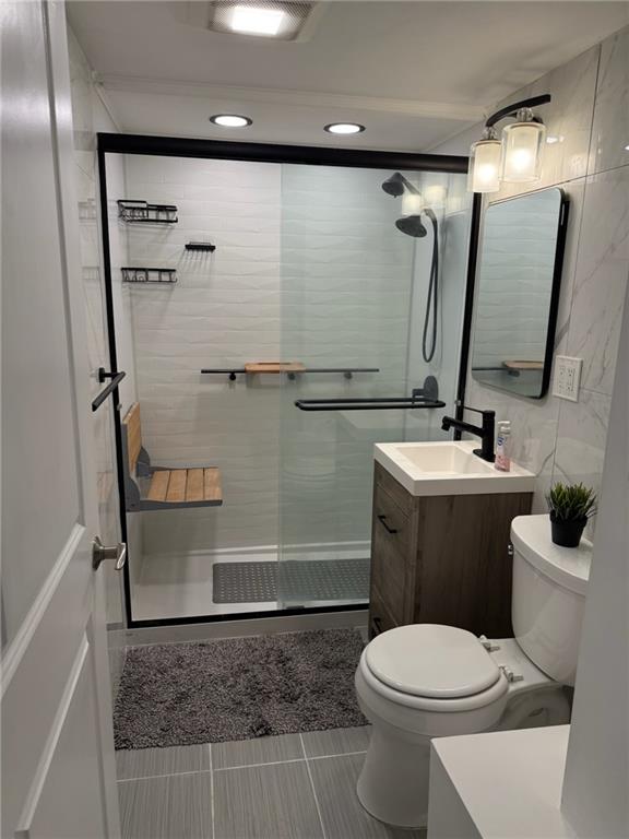 5900 N Michigan Place