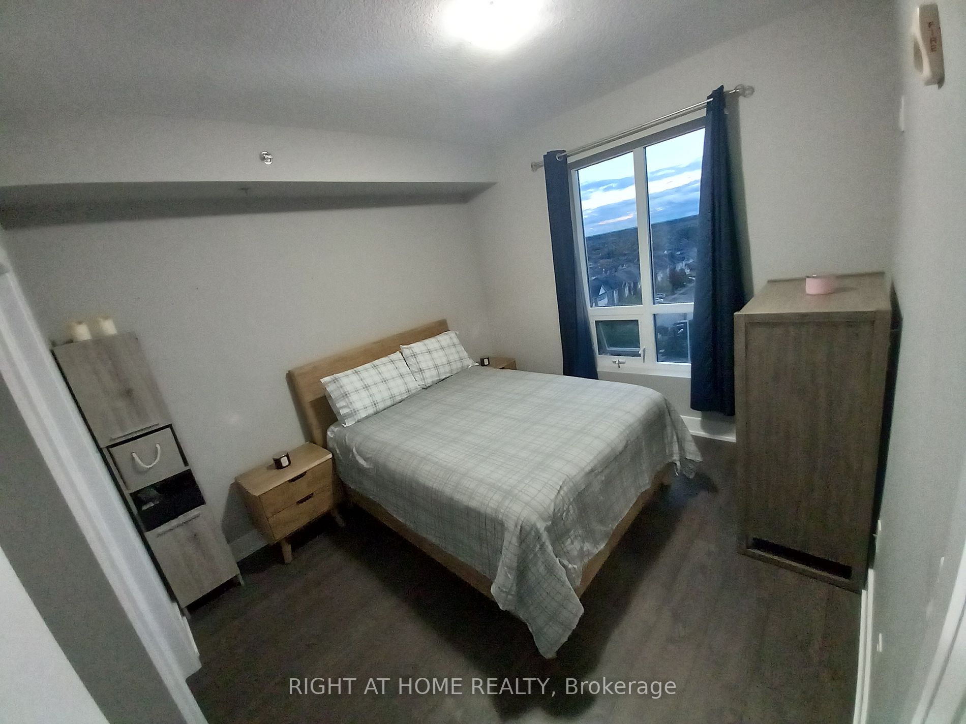 2490 Old Bronte Rd 721