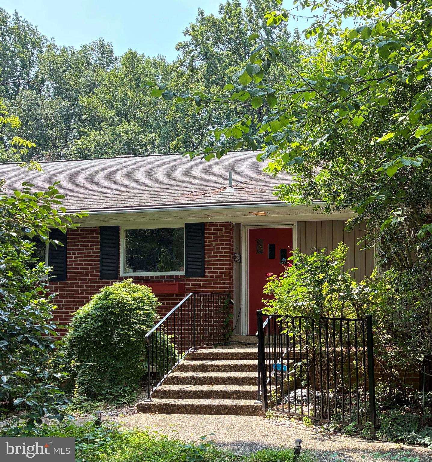3152 Holmes Run Road