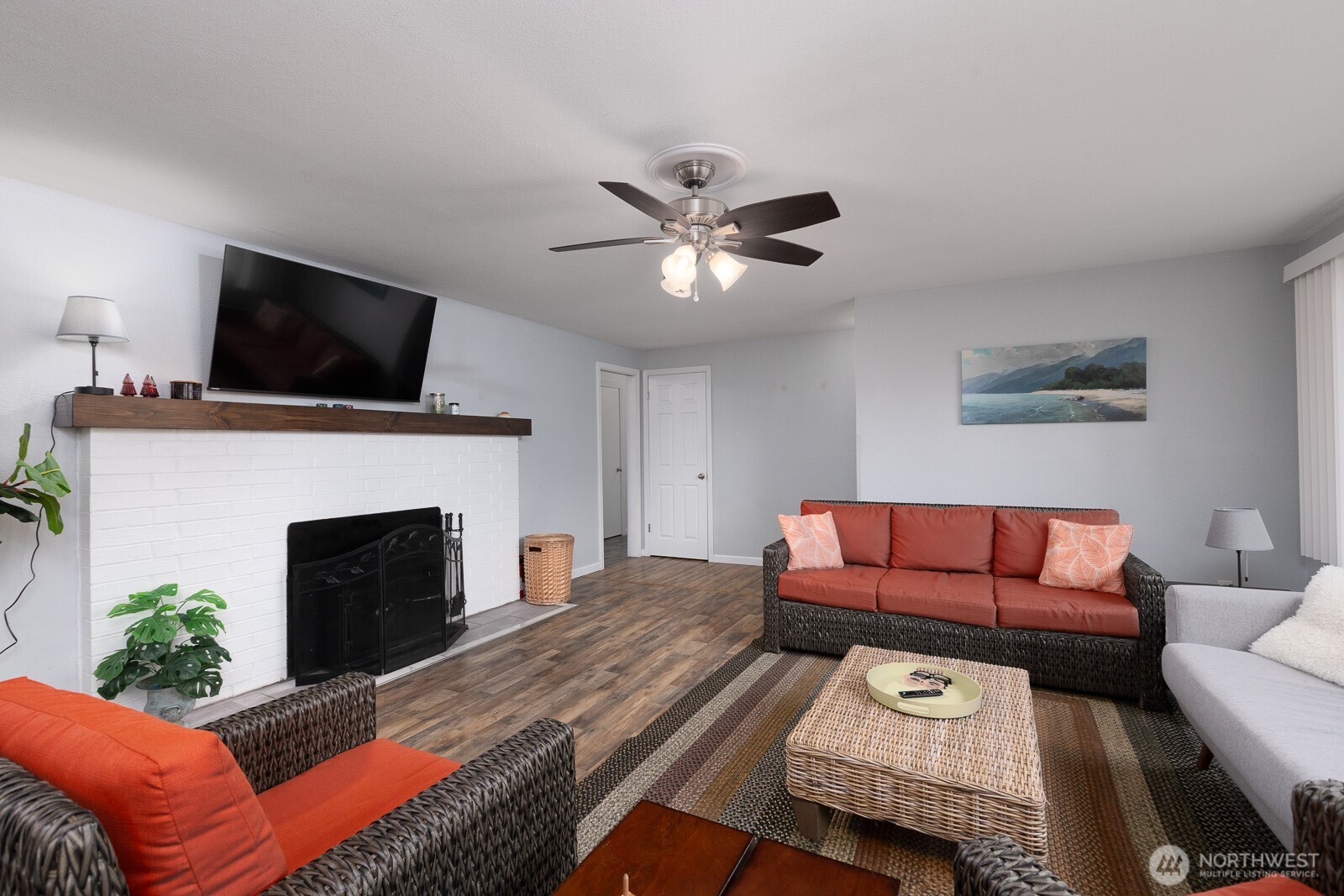 124 Crestwood Drive SW