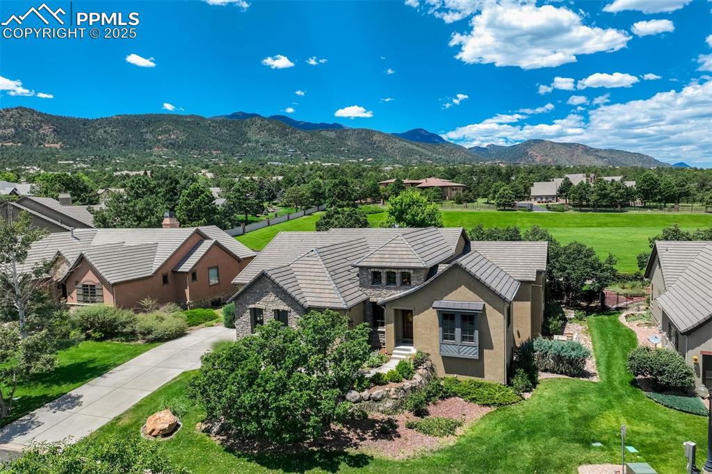 1915 Cantwell Grove