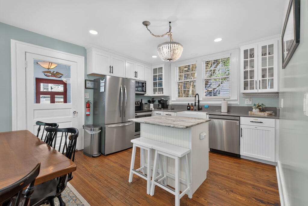 511 Tazewell Ave 373