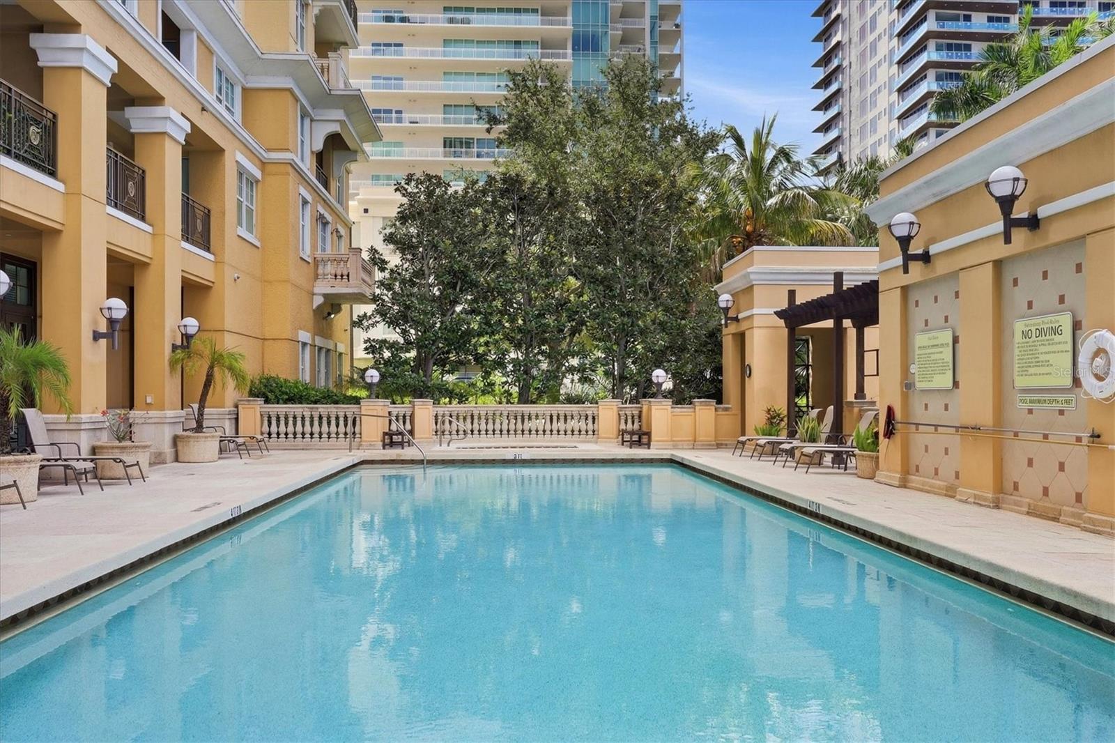 750 N Tamiami Trail 517