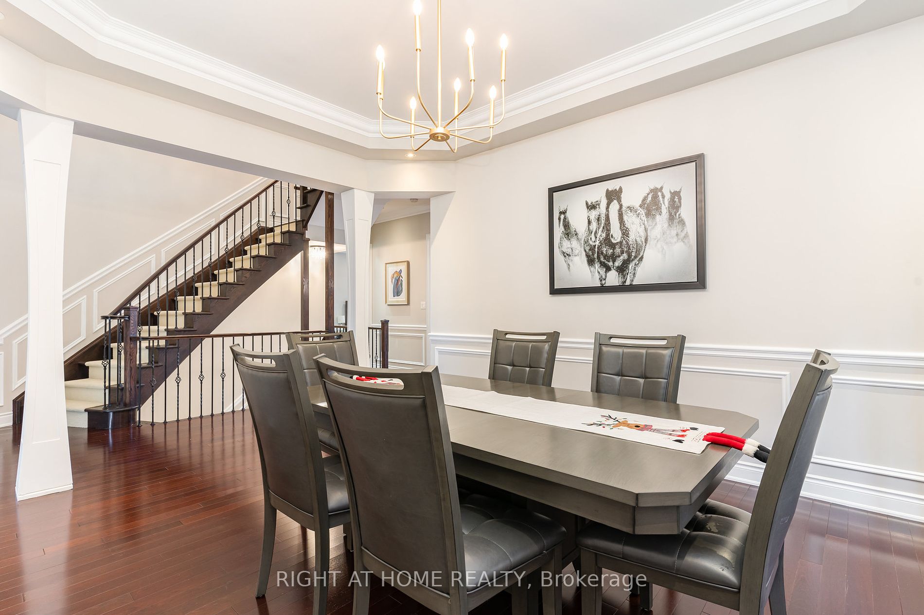 185 Cook's Mill Cres