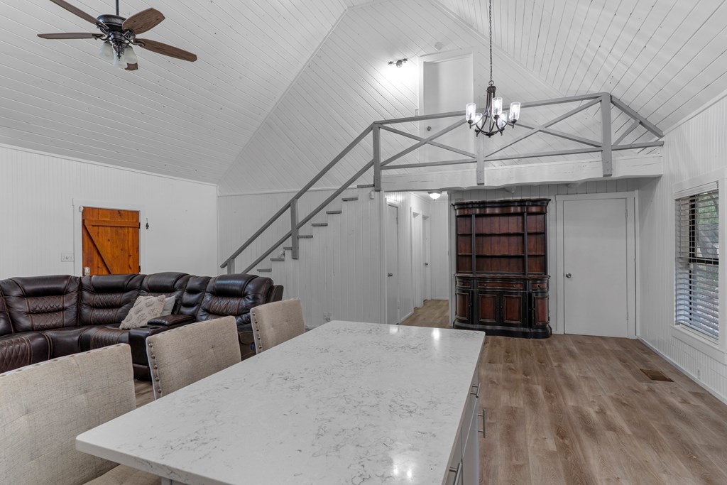 1341 Ranchero Rd
