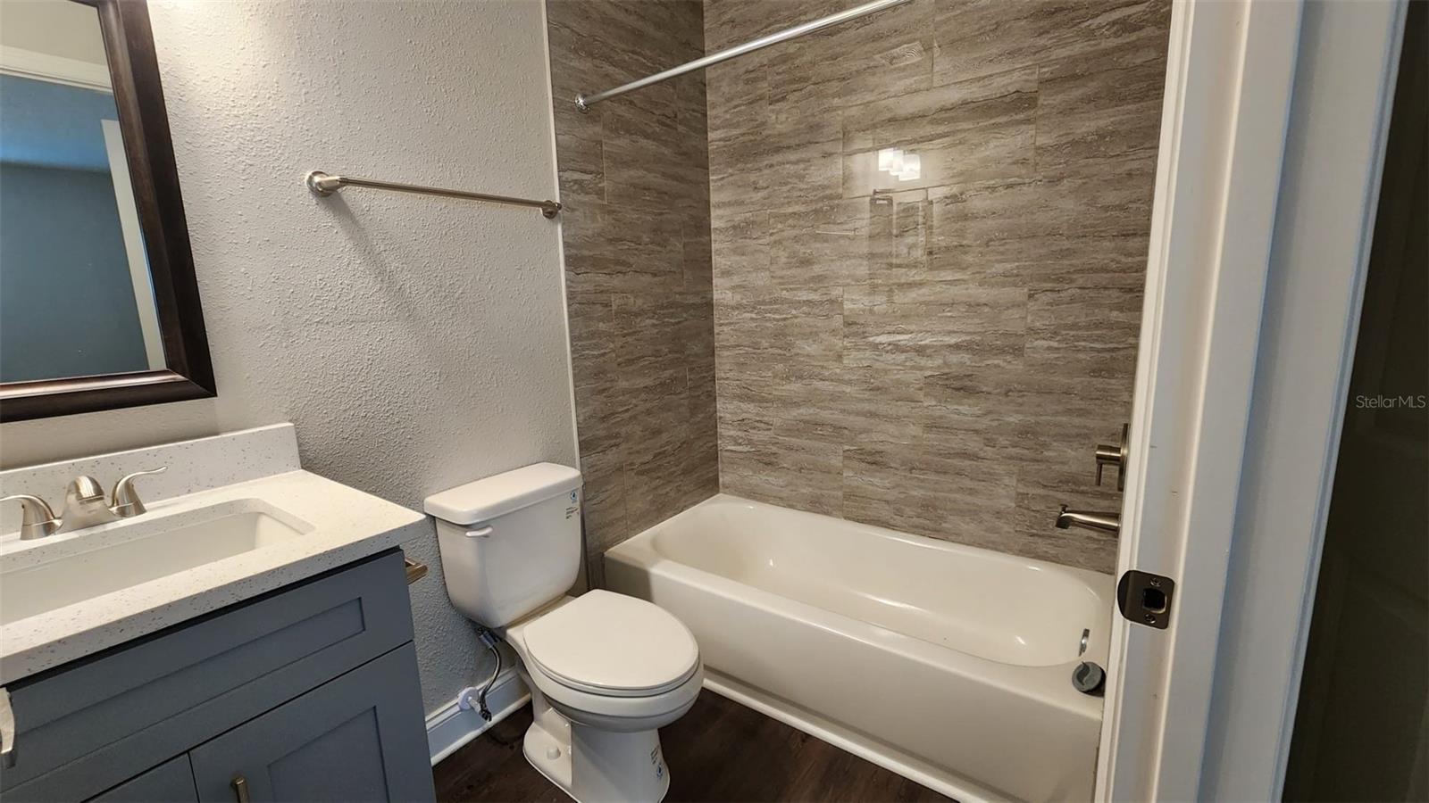 2528 Woodgate Boulevard 102