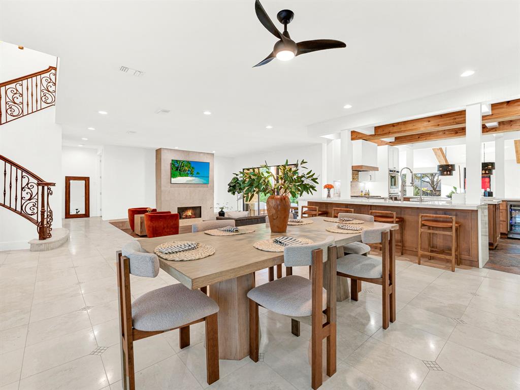 5317 Catamaran Drive