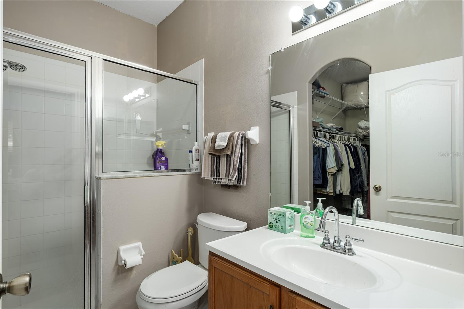 6936 Surrey Oak Drive