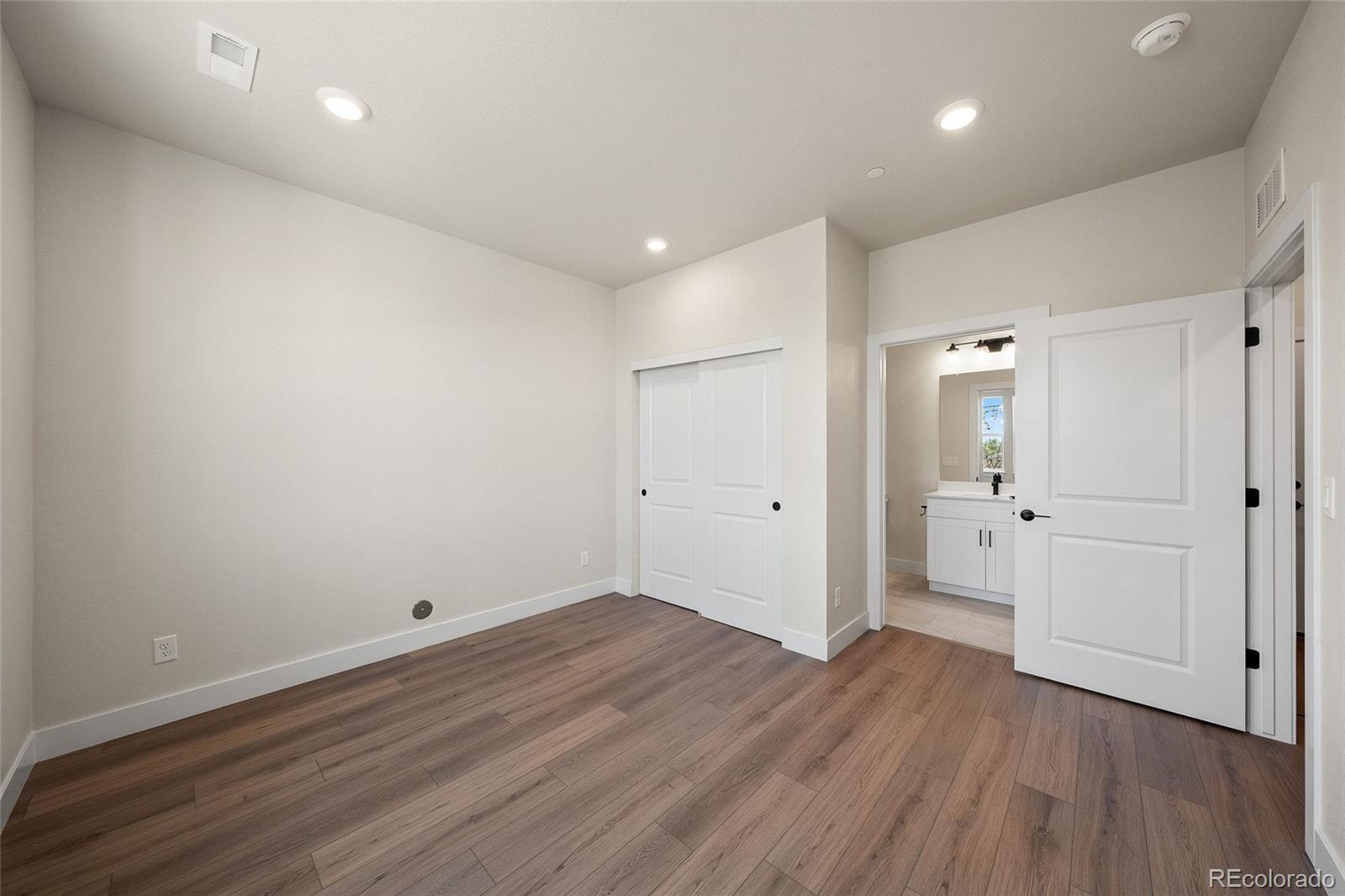 2894 W 56th Avenue