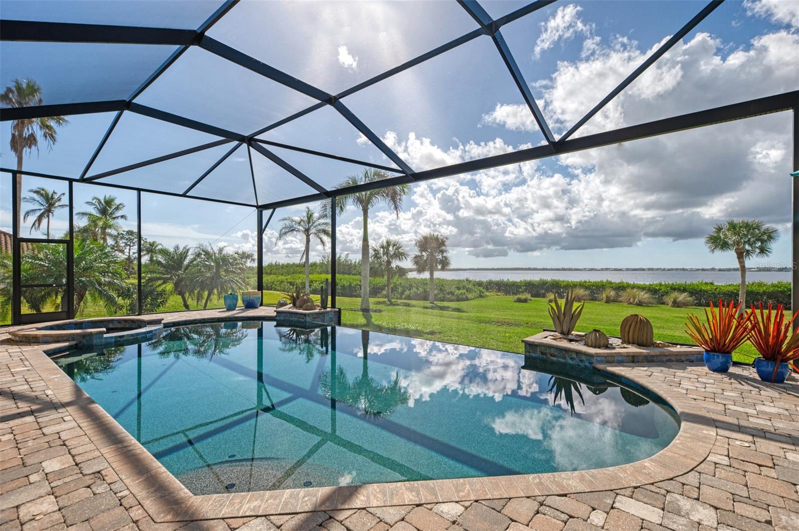 3111 Rivershore Lane