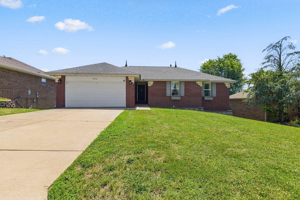 4048 W Falcon Drive
